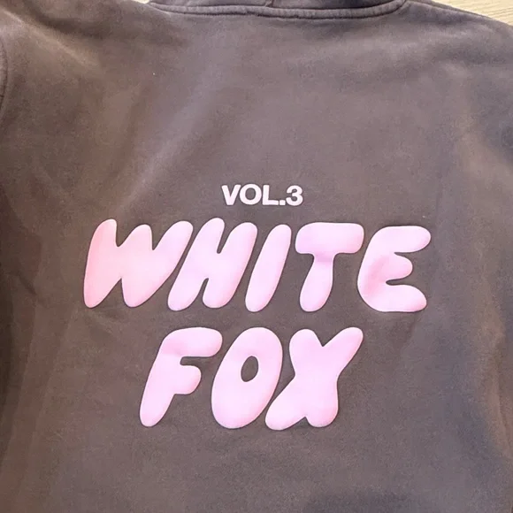 White Fox Gray Hoodie Pink Graphic - Picture 4 of 4